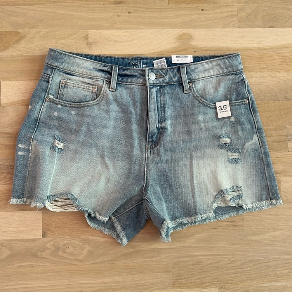 NWT Relaxed Fit- High Rise Denim Shorts